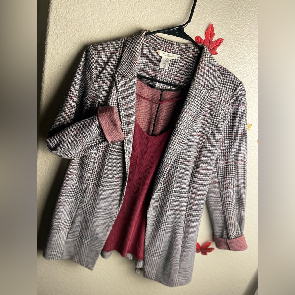 Size MEDIUM Mystery Item